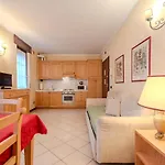 Mainard, Bolero Historic Apartament