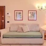 Mainard, Bolero Historic Apartament *