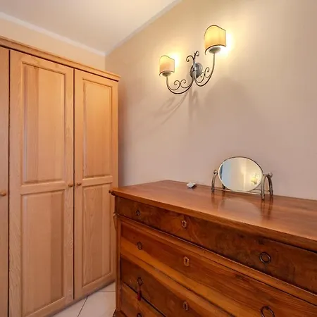 Mainard, Bolero Historic Apartament *